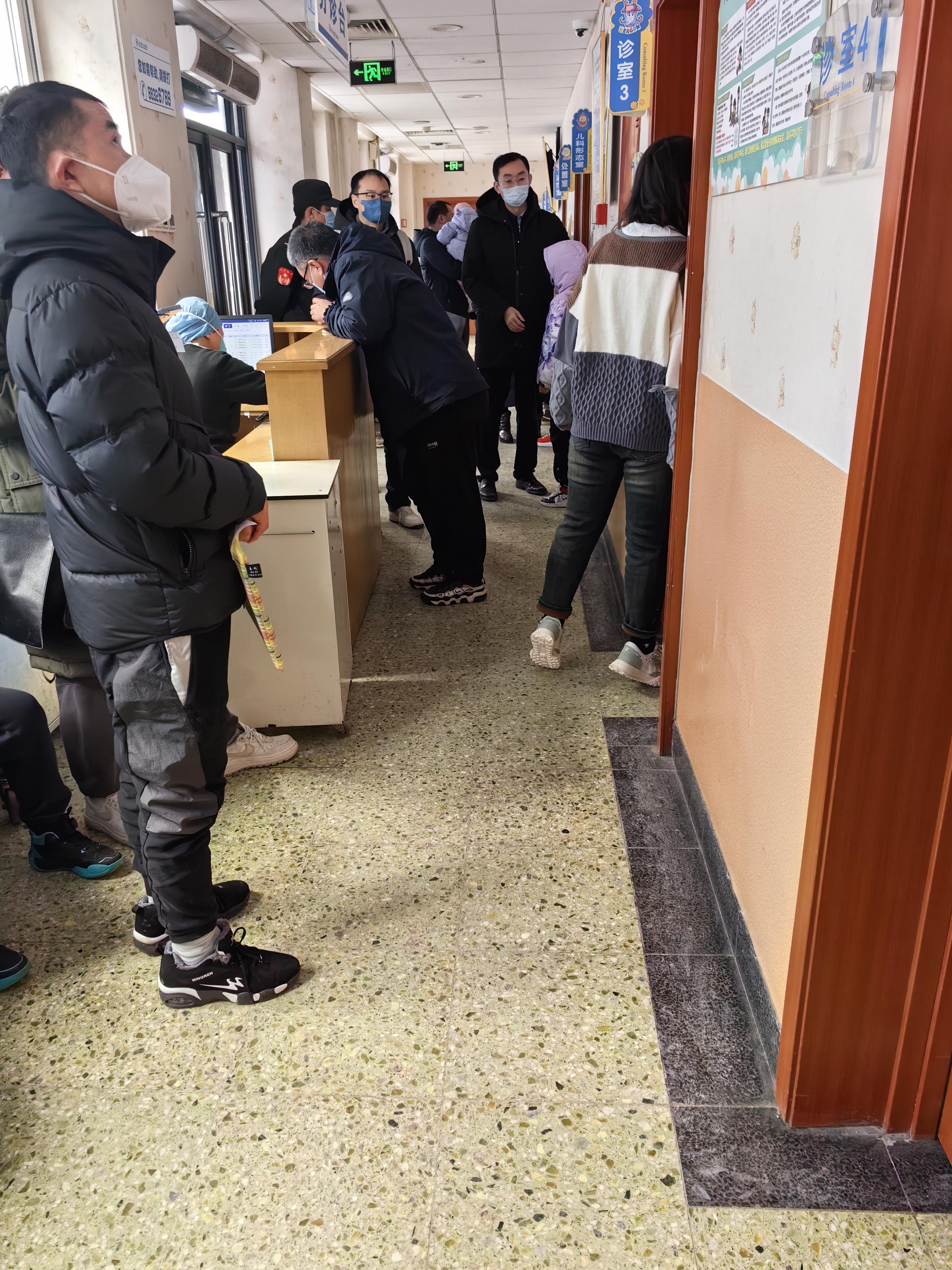 北大人民医院、号贩子挂号电话，挂不上的都找我专科医师的简单介绍