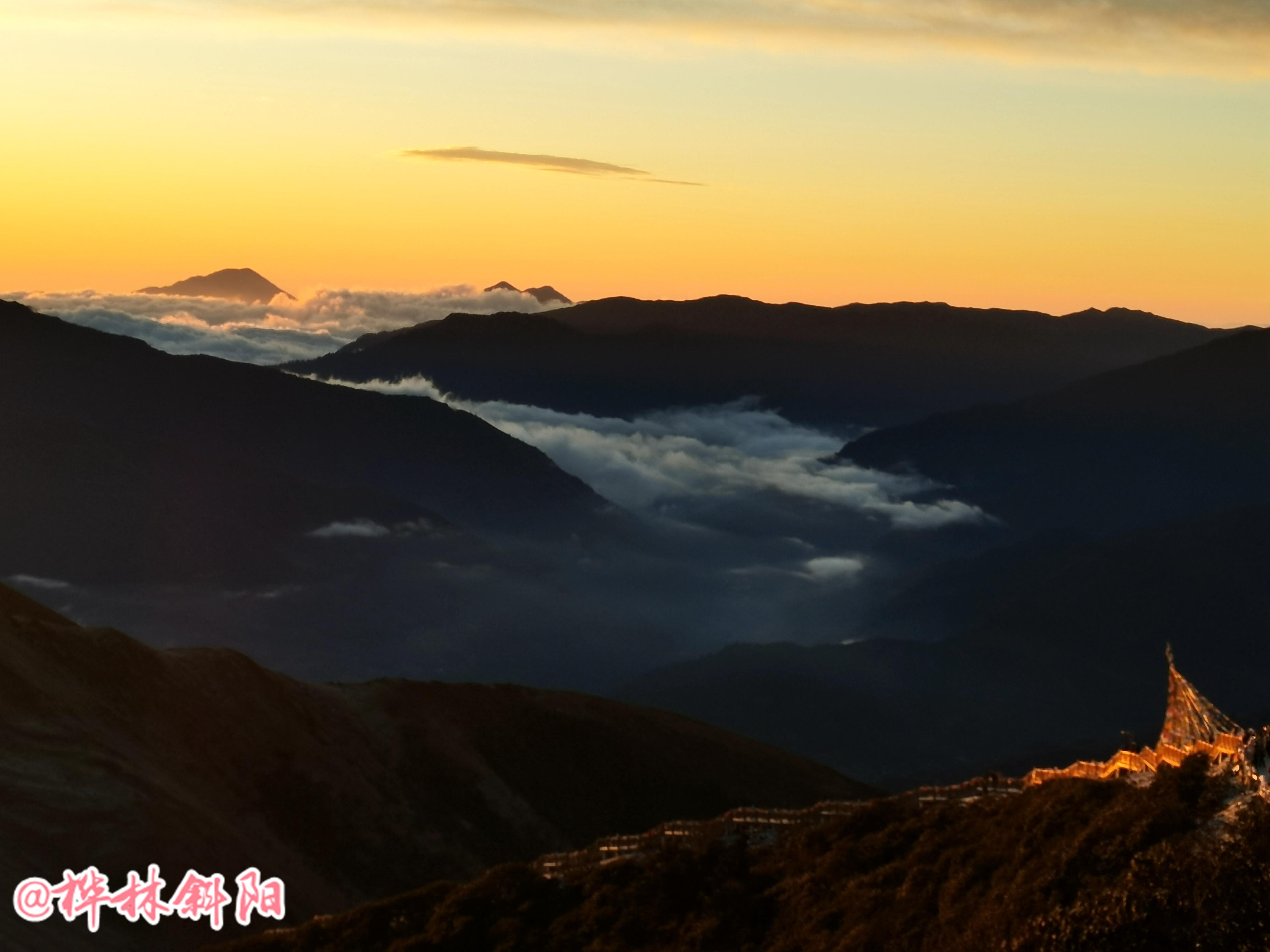 诸葛蔚策 的想法  高山之巅云蒸霞蔚