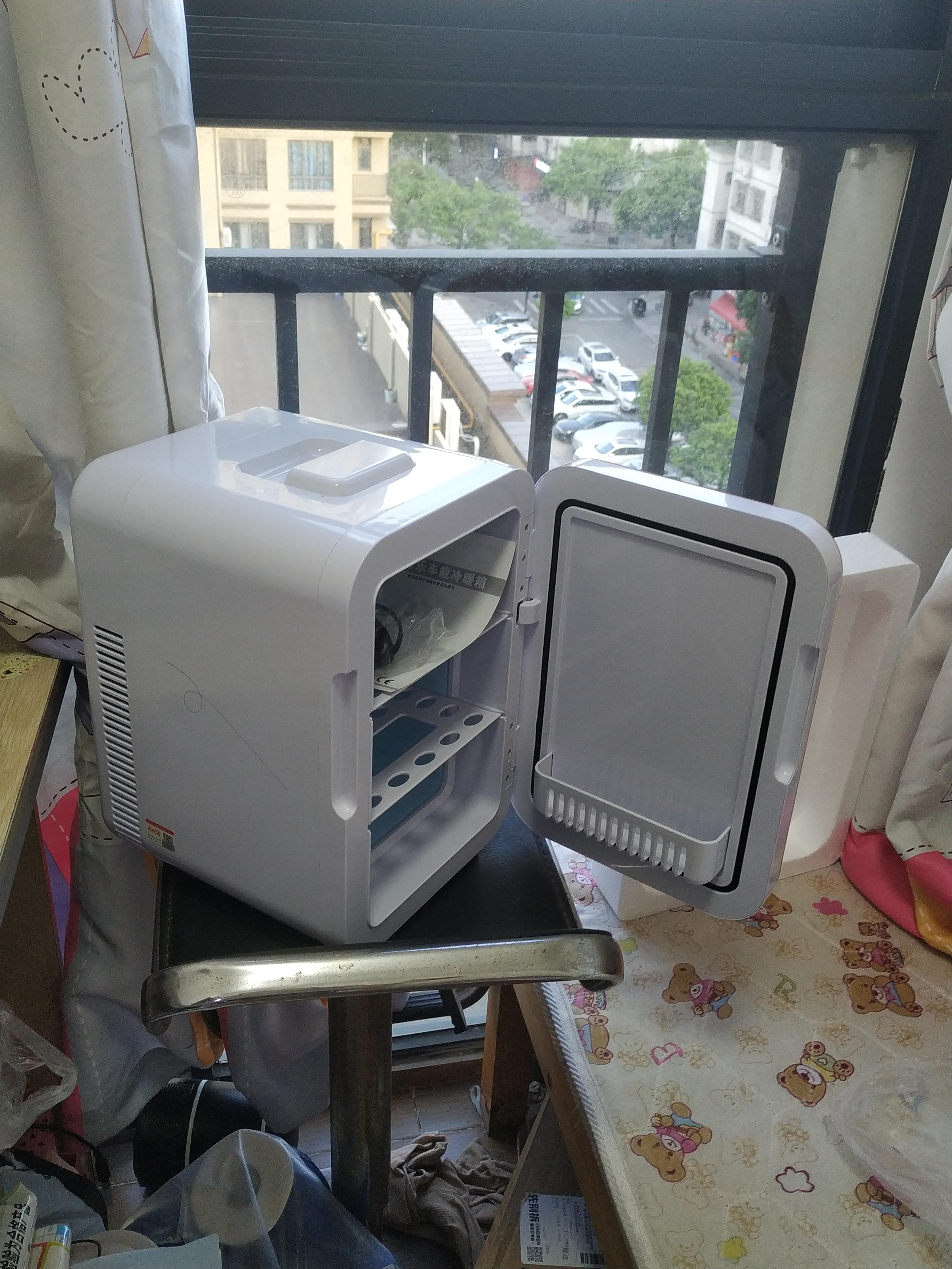 输入用户名 的想法: 出一个小冰箱 | 冷热可调12l可口可乐的 br>原价