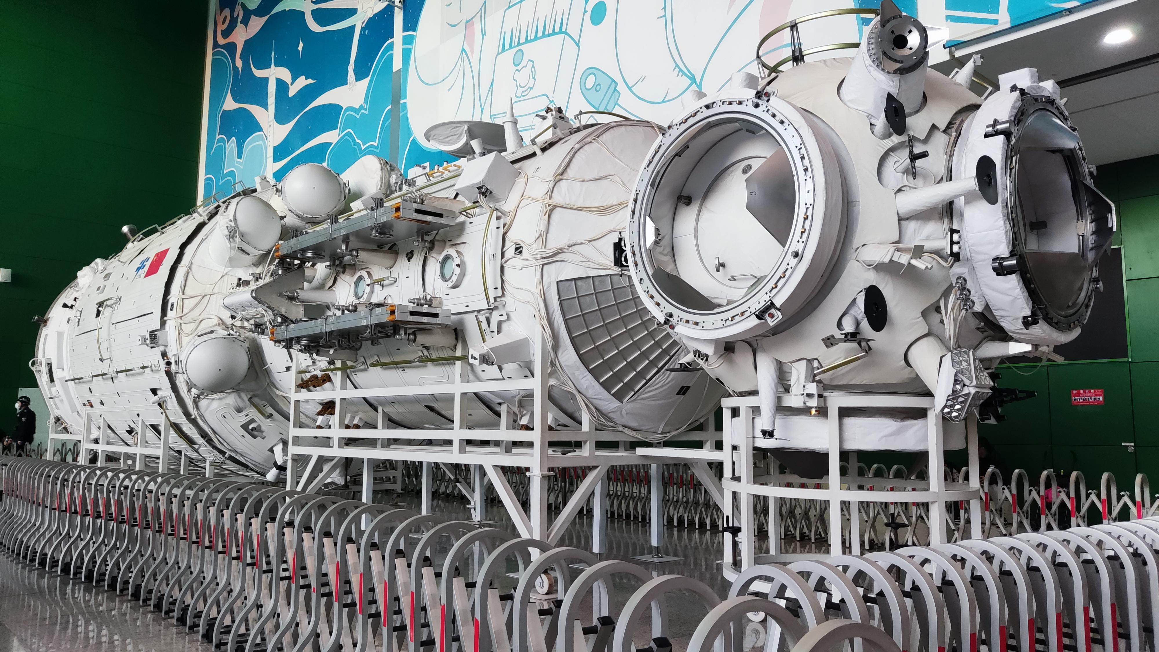 科技馆,徒步遛娃好去处,半天逛不完! br>  a href="https://www.