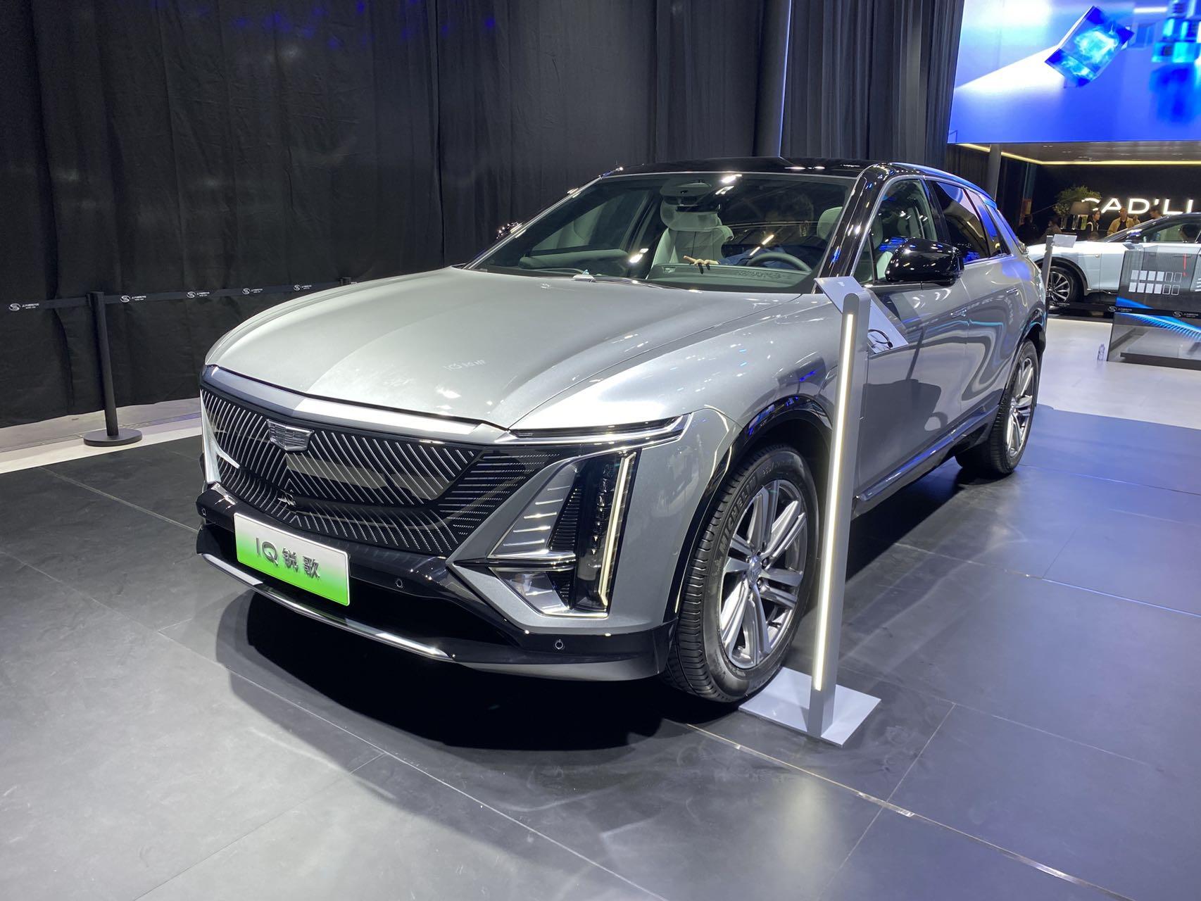 起售价还要降我们在展馆内拍摄到了凯迪拉克lyriq锐歌后驱标准续航