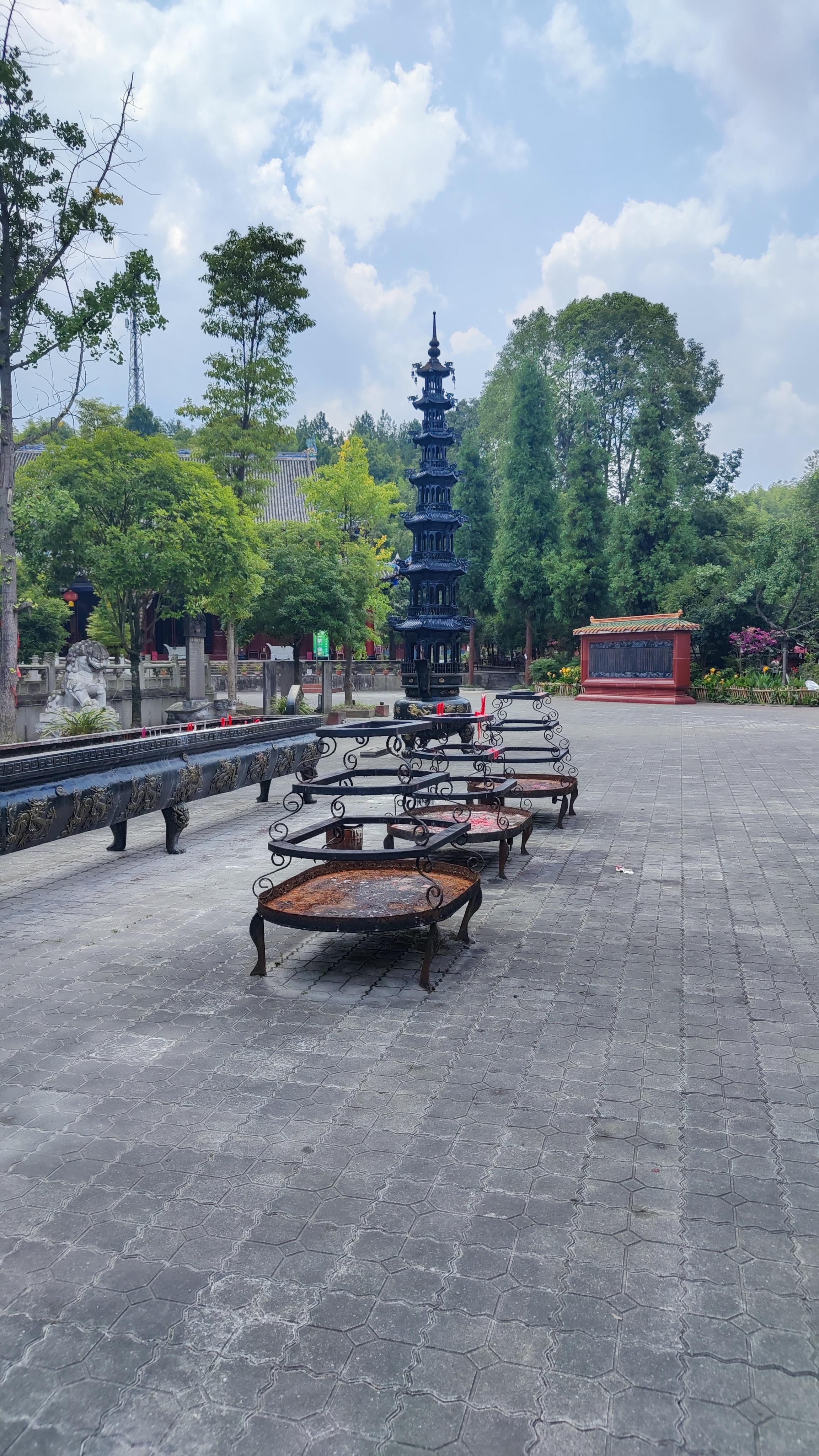 地下铁 的想法: 彭州阳平玄观 | <a class="hash_tag" href="