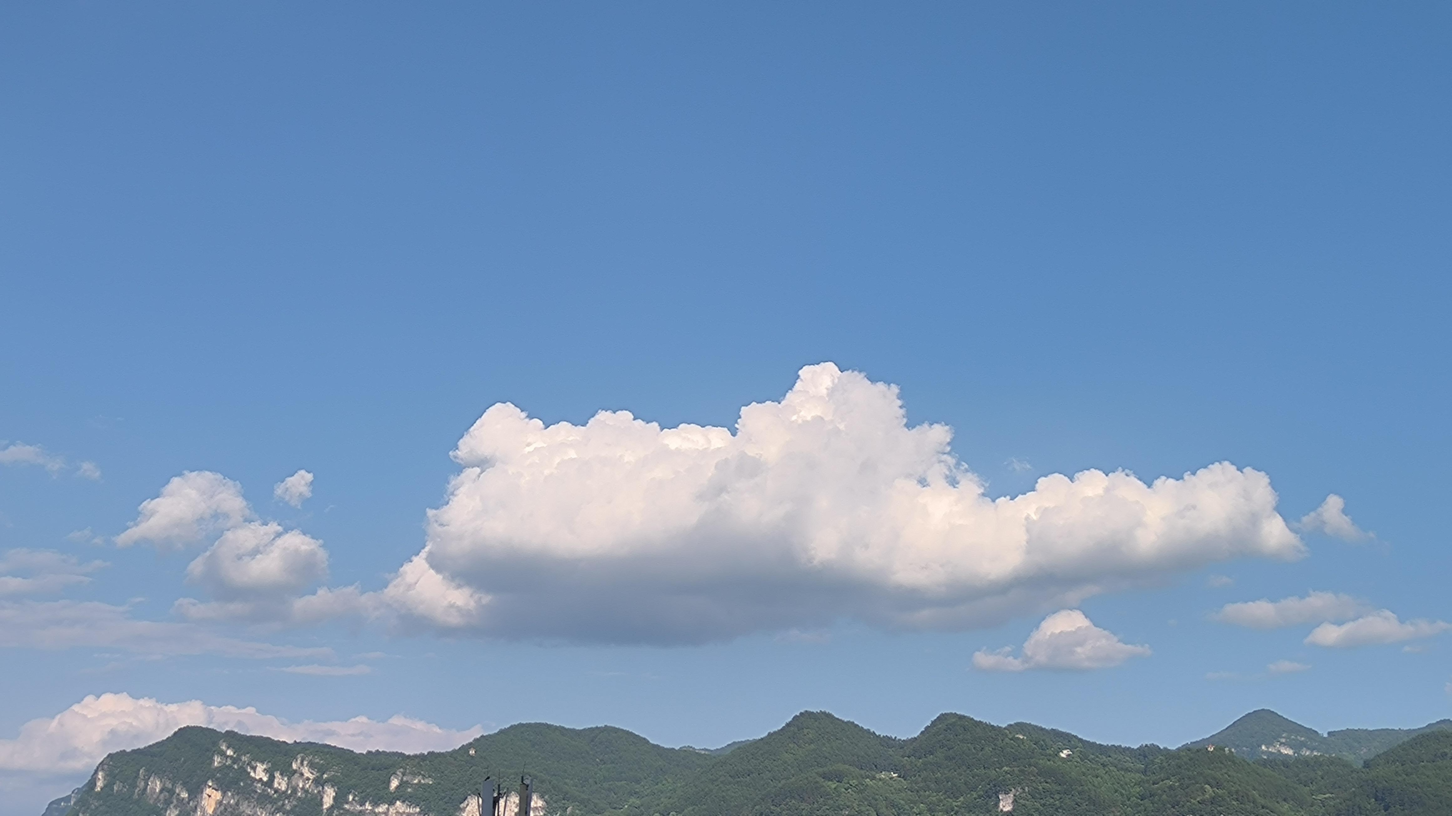 为什么天是蓝的答案为什么在线