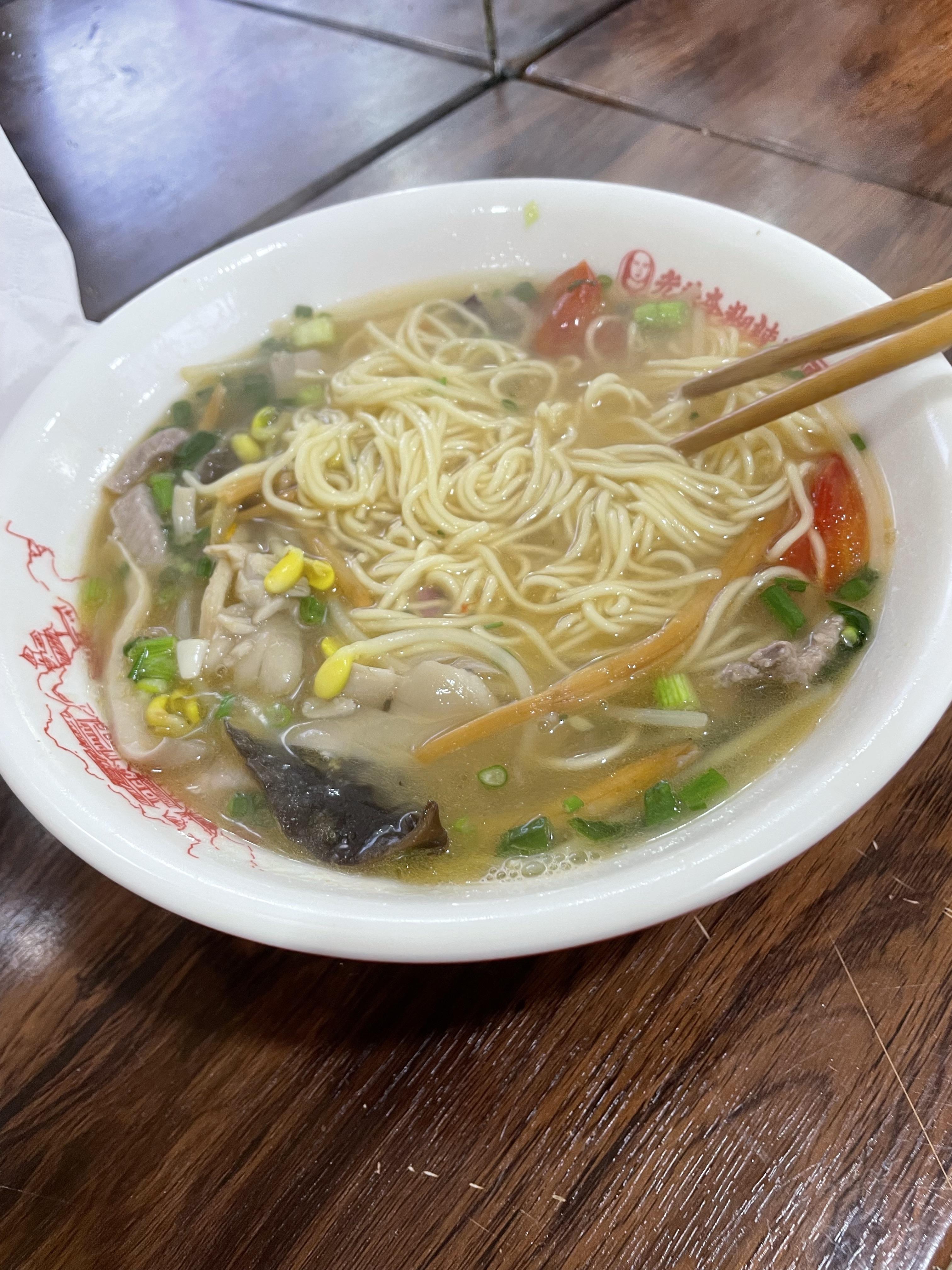 十月天 的想法: 重庆小面之李糊辣壳面