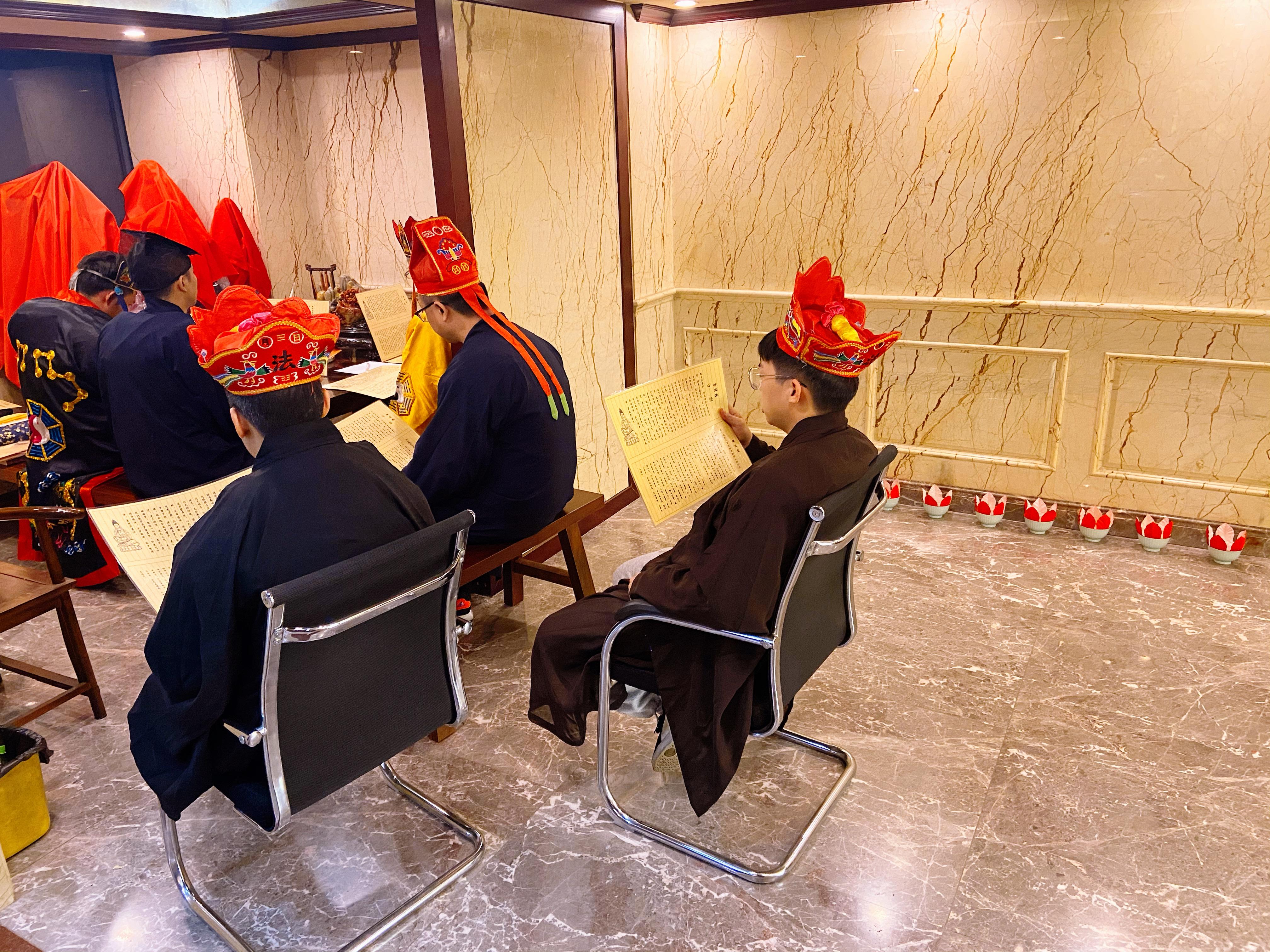 25岁的人死了用超度吗-50岁死亡叫去世还是离世