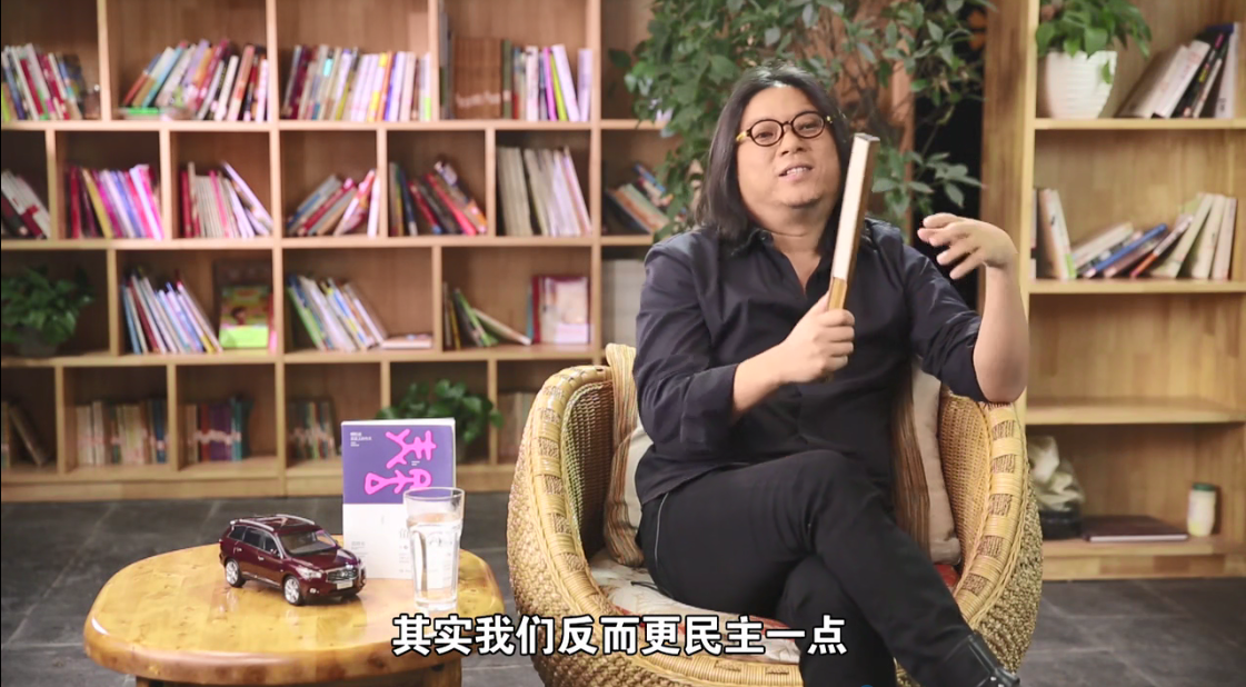 瞎评哥 的想法: 高晓松:普通话为什么不叫国语