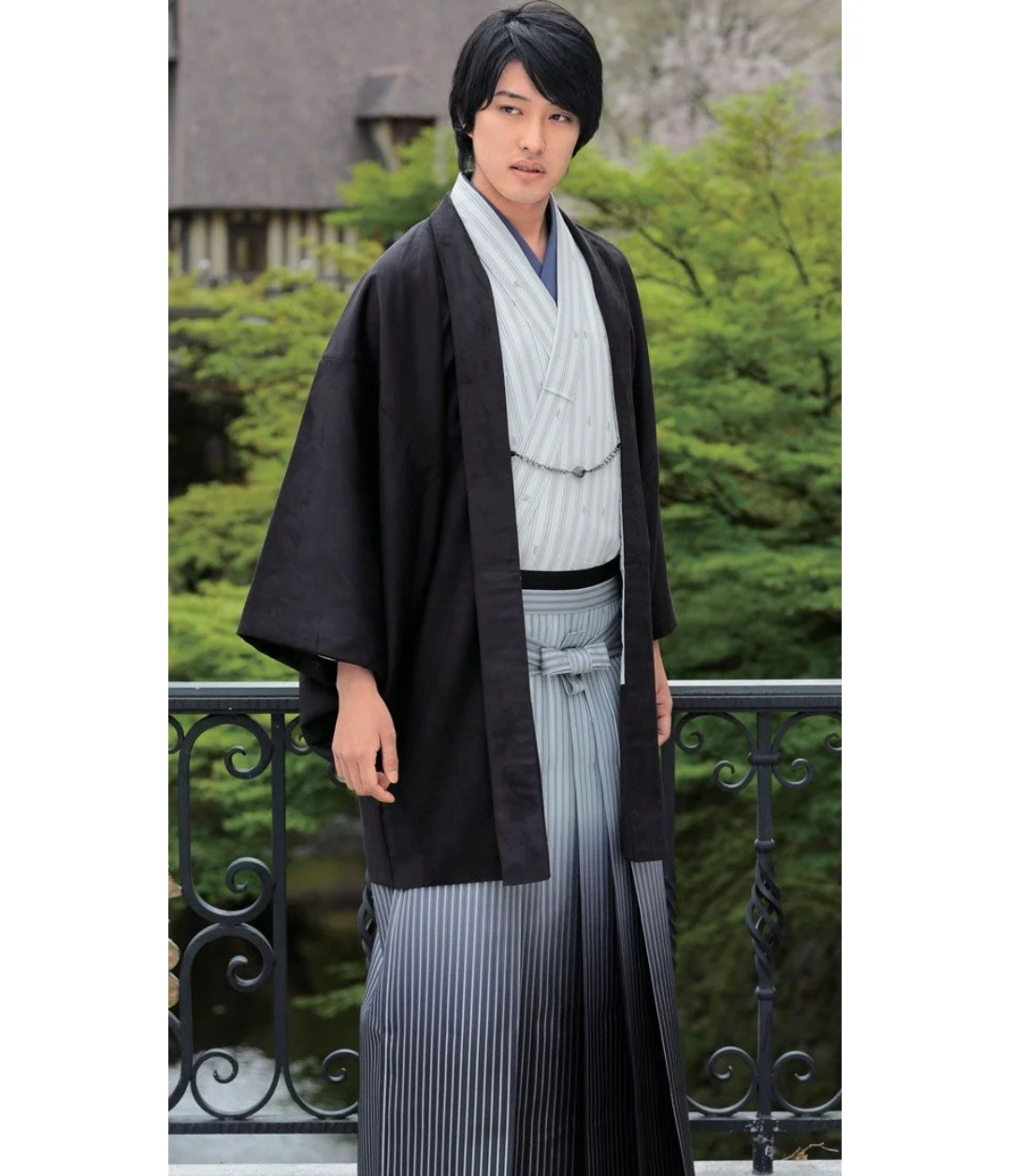 张艾菲 的想法: 日男和服,迷之比例