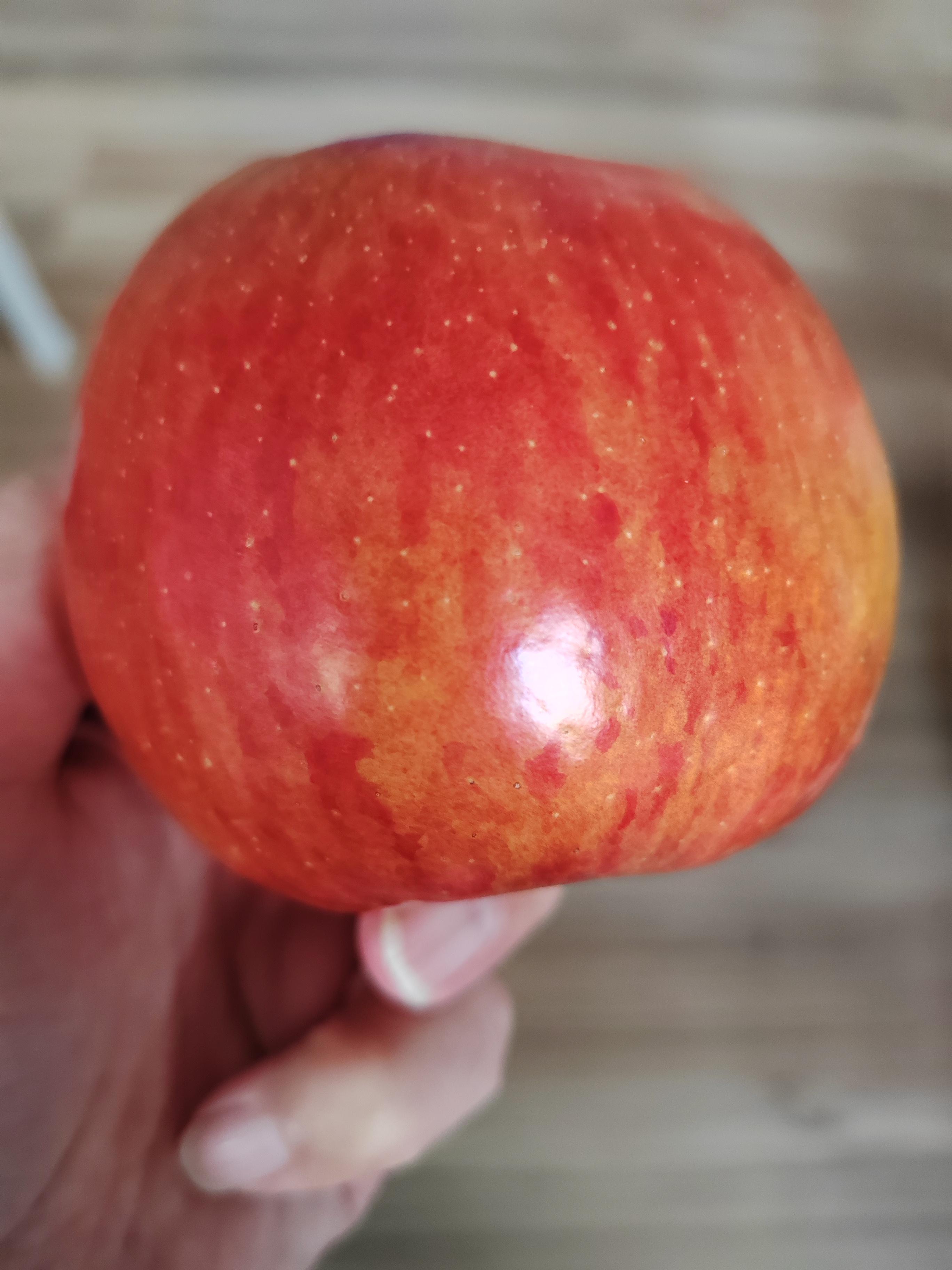 美丽佳腻子粉 的想法: 这个苹果皮怎么了?