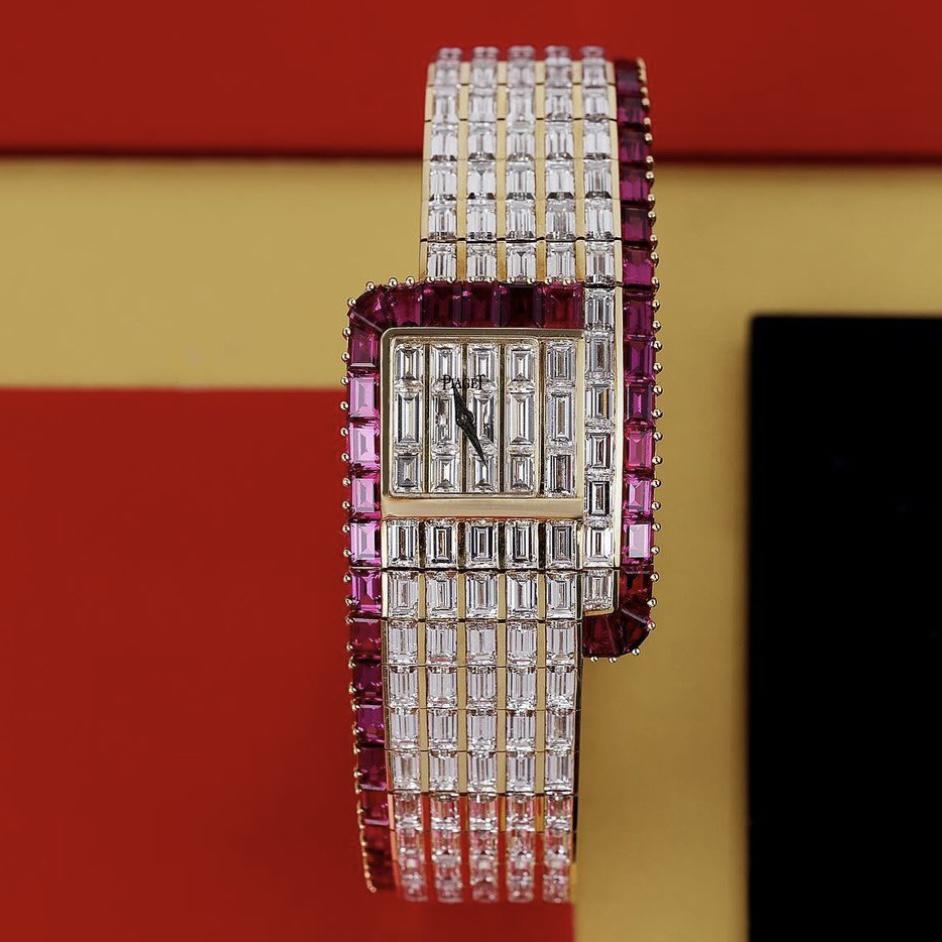  br> br>是,伯爵做超薄是很厉害,最新的一款刚刚打破了全球最薄陀