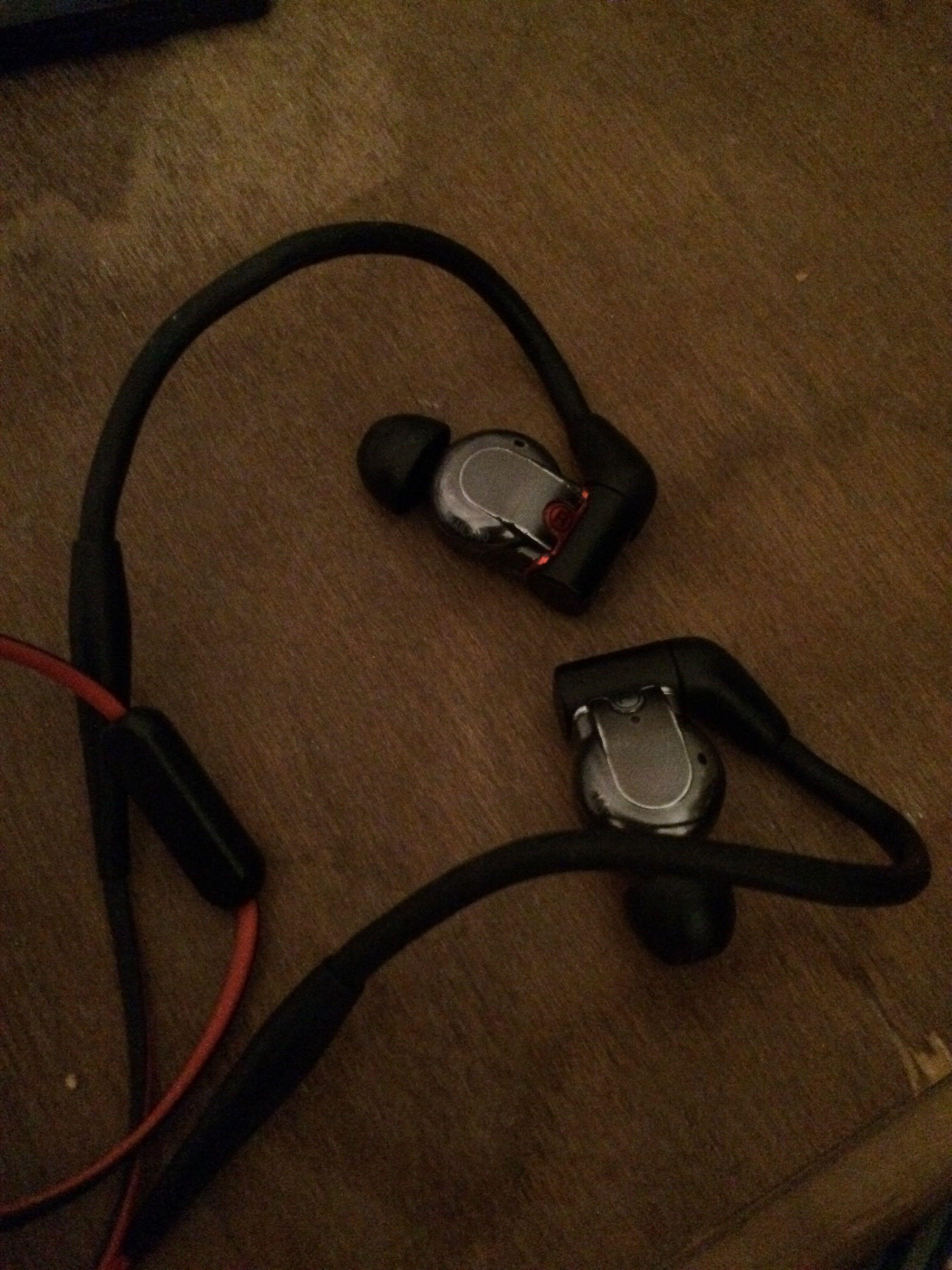 苹果耳机音质达到什么水平? - Igiorni 的回答 - 