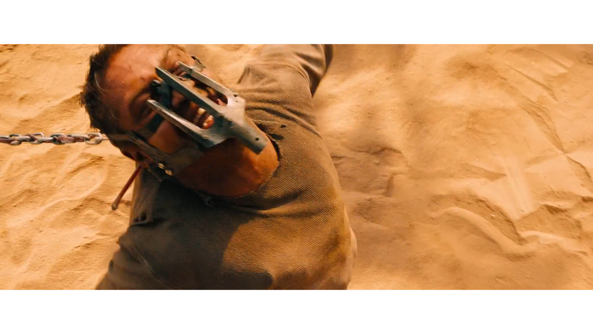 如何评价 2015 年的电影《疯狂的麦克斯4:狂暴之路》(mad max: fury