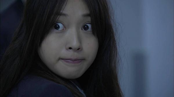 第一反应是当麻(spec),第二反应是神崎直(诈欺游戏),而且都是梨子演的