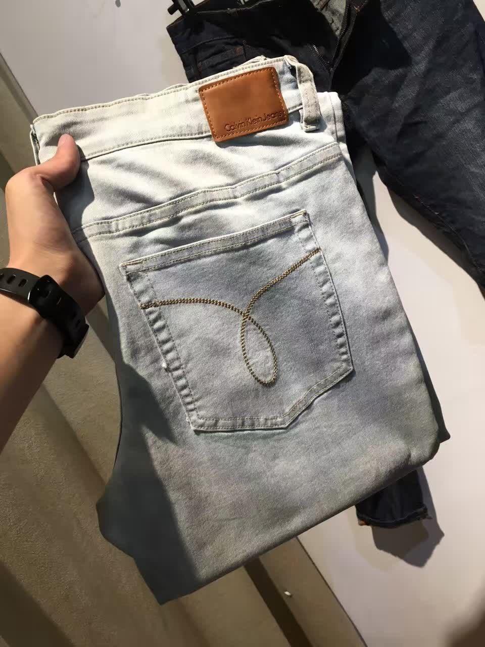 牛仔裤后袋图案代表的品牌有哪些?