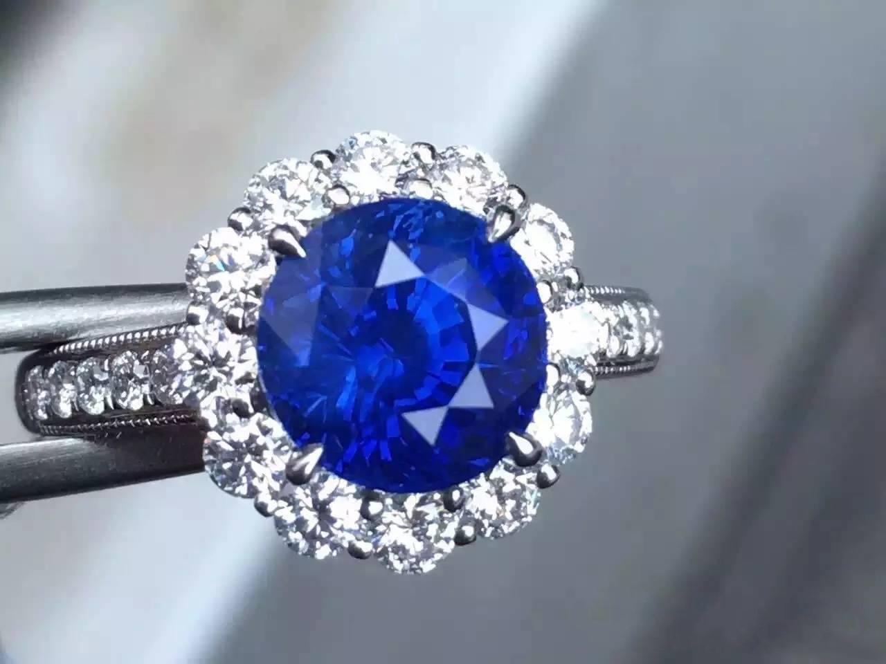 收藏级无烧皇家蓝蓝宝石10.08克拉，拍卖行专供，GRS证-阿里巴巴