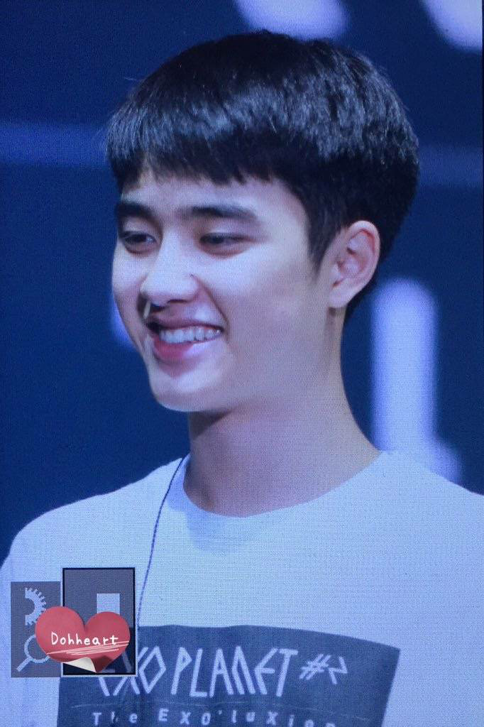 说说都暻秀吧,知乎上还没有关于迪点欧点的问