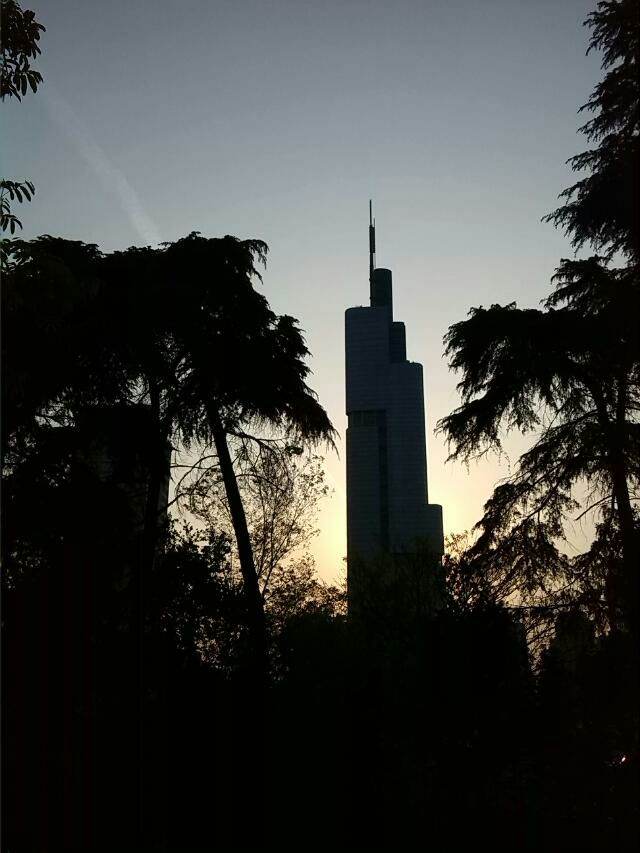 在南京和姑娘在一起有哪些好玩的地方? - MIS