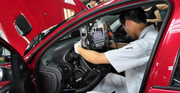 每一个汽车生产厂家,每一辆下线出厂的新车都会进行试车吗?