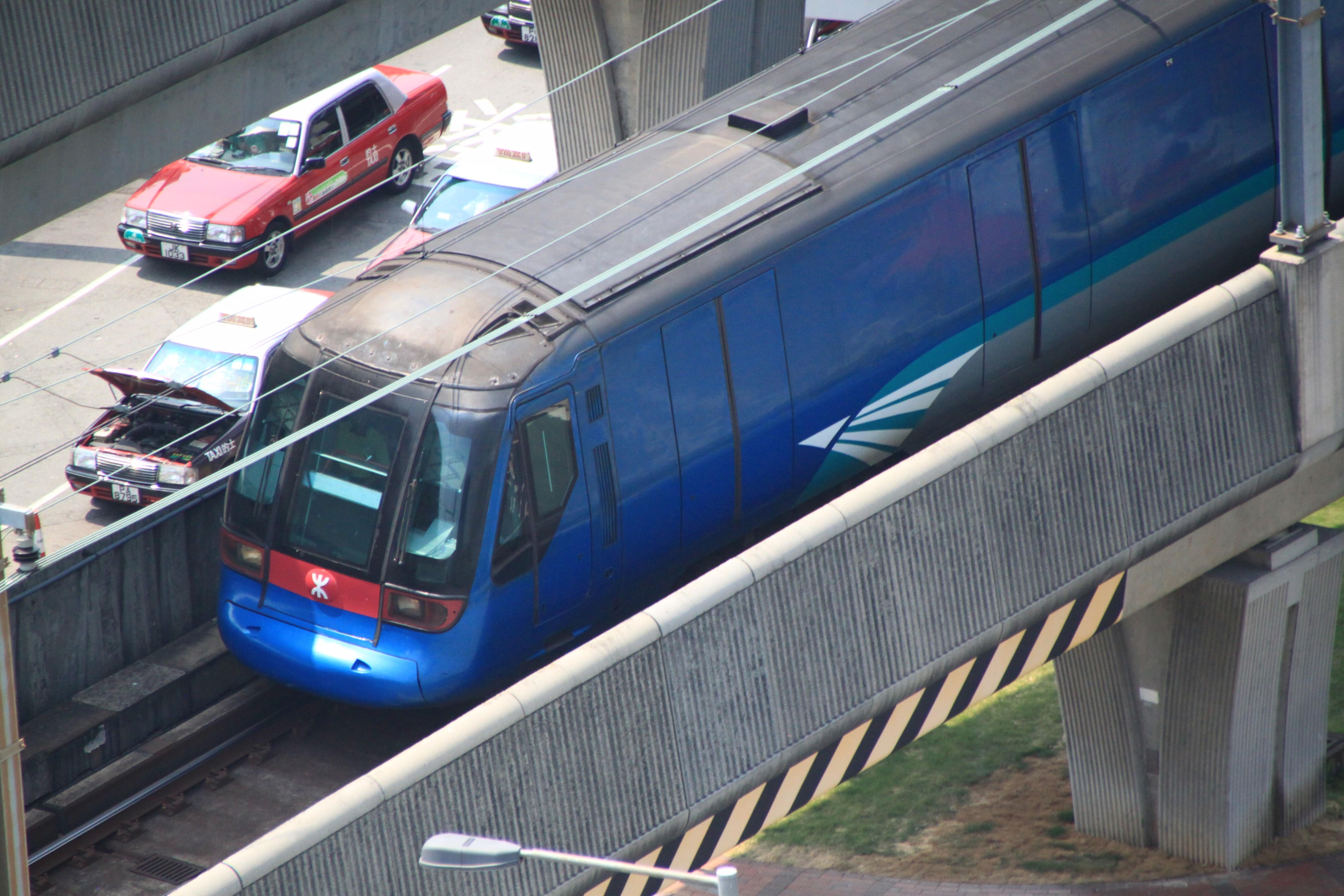 港铁的市区预值机(IN-TOWN CHECK-IN)业务是