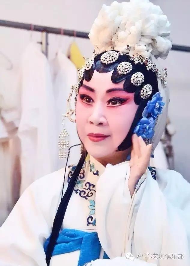 明星御用珠宝设计师,佛罗伦萨珠宝设计学院的