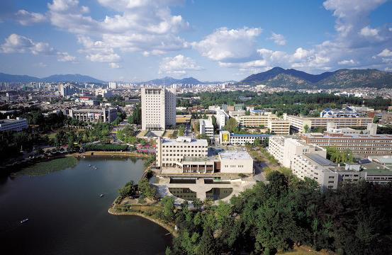 然后,建国大学……汉阳大学,韩国私立综合性大学,有首尔和安山两大