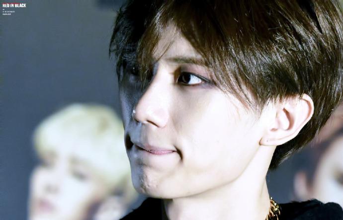 如何评价BEAST龙俊亨? - 韩国流行音乐(K-Po