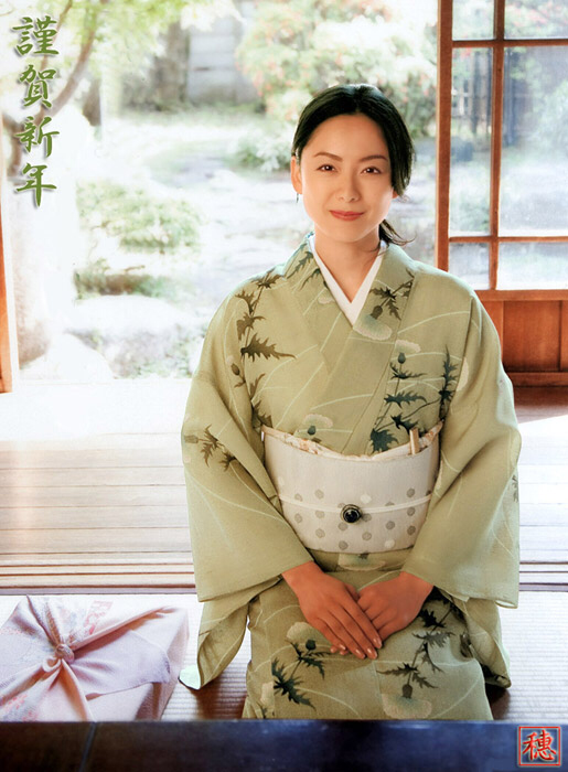日本有哪些美女可以称之为真正意义上的女神?