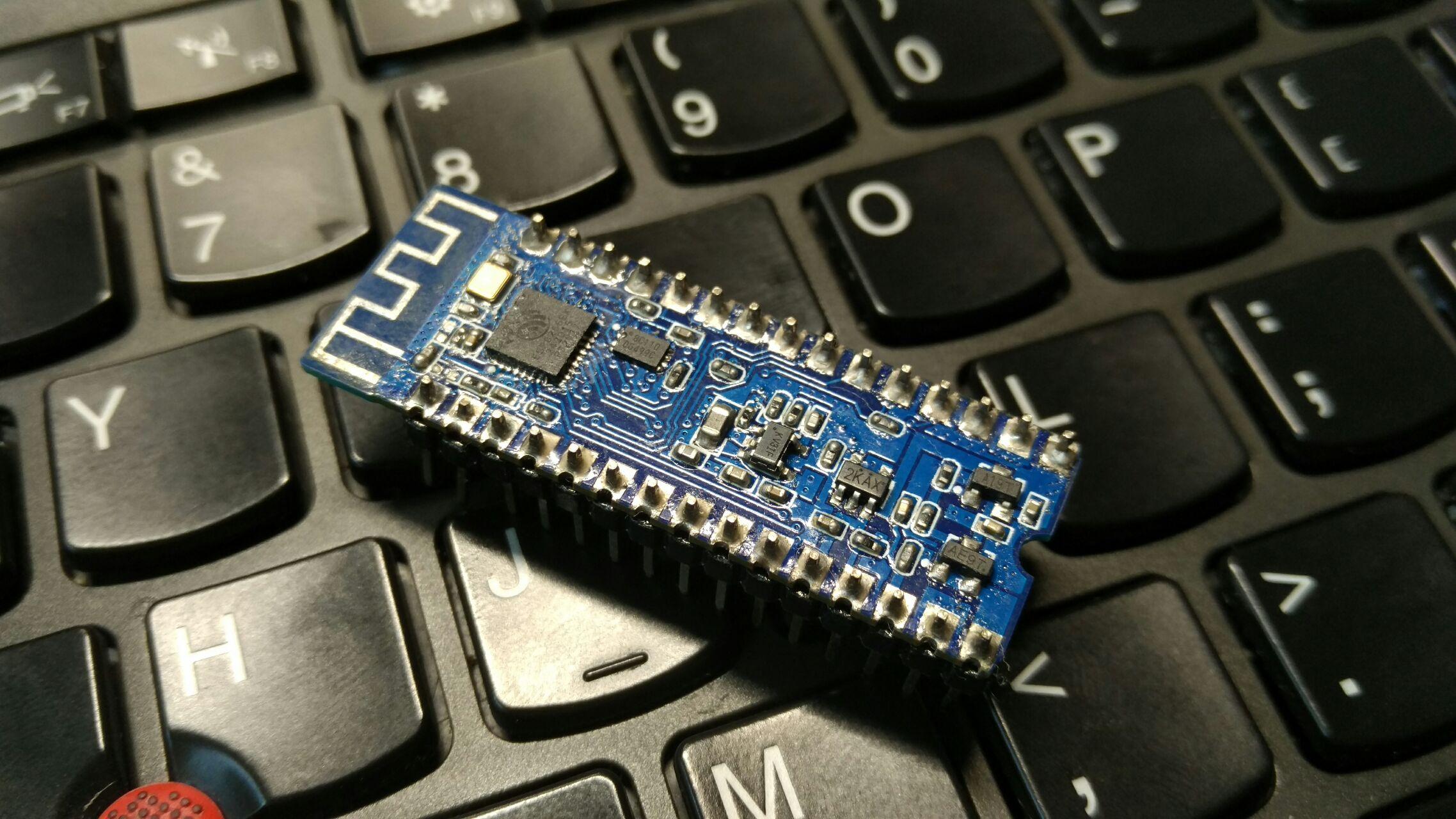 计算机专业的学生想赚点零花钱,可以在哪里接