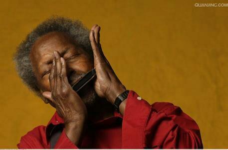 吃三明治的时候总感觉自己在吹口风琴怎么办?