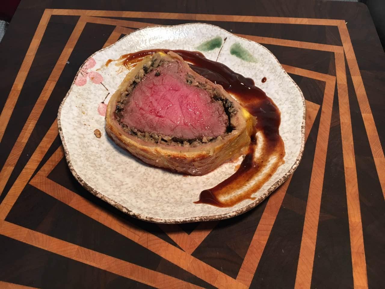 惠灵顿牛肉(beef wellington)有什么特点?真的很难做吗?