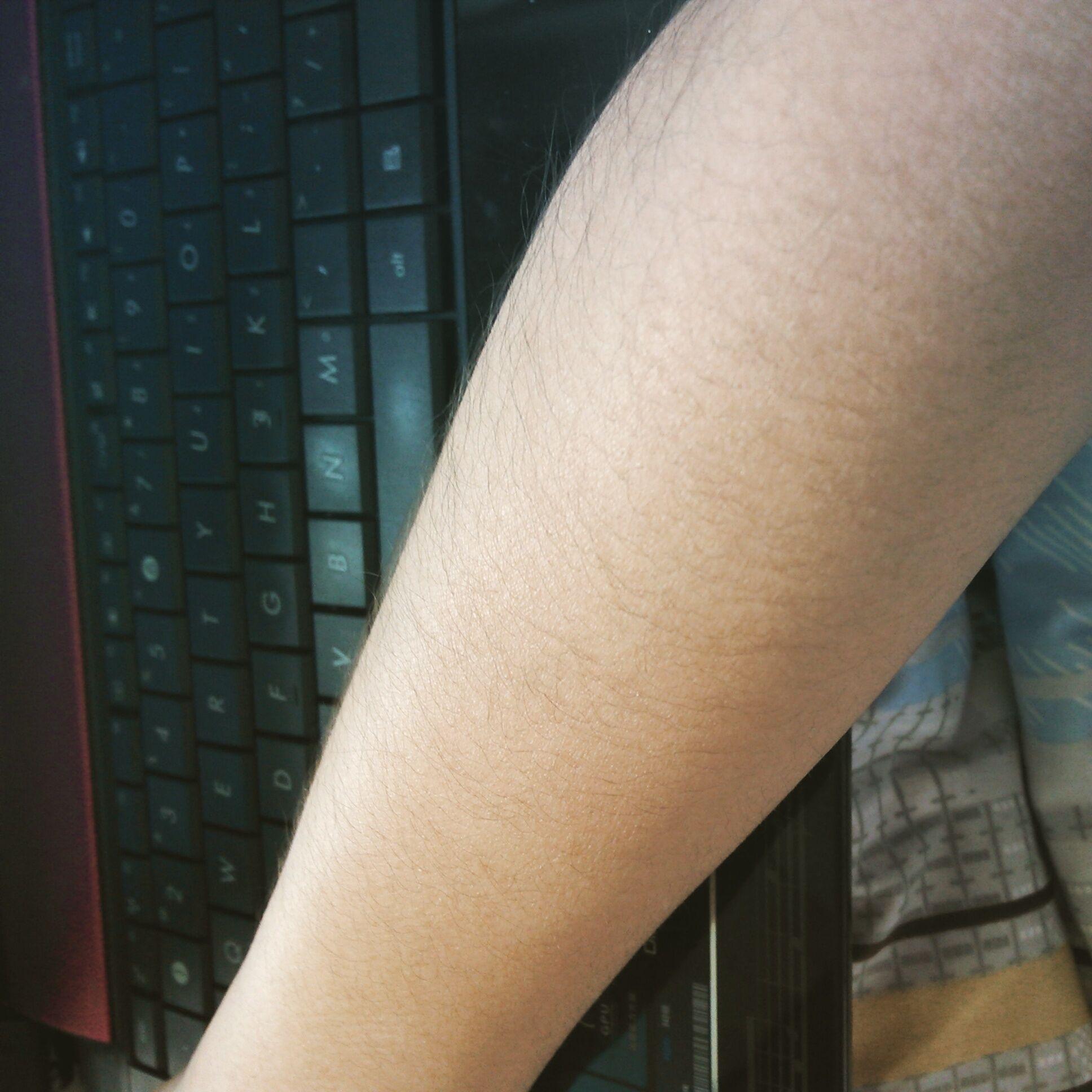 女生腿毛旺盛是怎样的人生体验? - 知乎