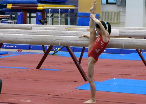 啊啊啊啊啊啊啊啊▼刘璇单臂大回环▼奎媛媛平衡木炫目▼莫慧兰空翻▼