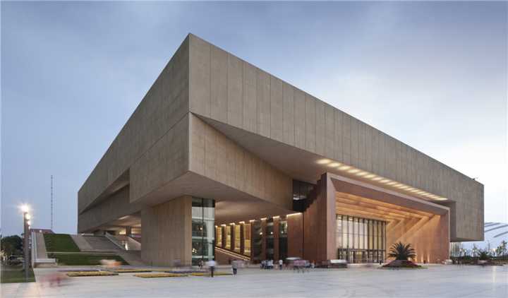 包括天津大剧院,天津图书馆,天津美术馆,天津博物馆(新,旧)等.