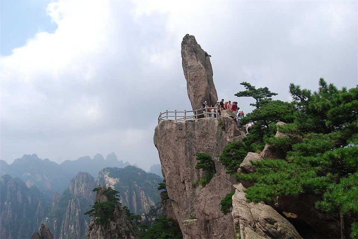 一月份準備和女朋友去黃山旅遊,有什麼好的建議呢?