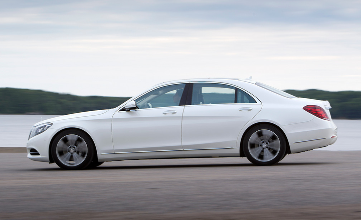 另外,近三代s级都是,12缸系列没有短轴,s65 amg和s600只有长轴可选