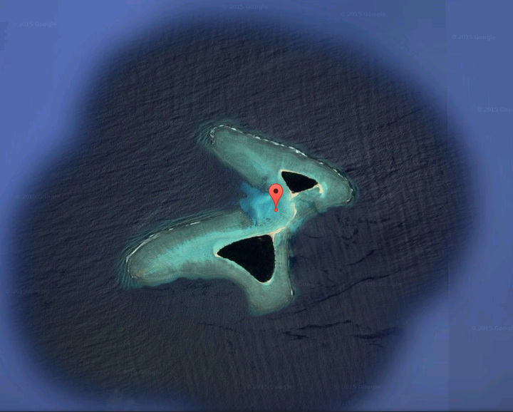 请问太平洋上的蝴蝶形状的无人岛叫什么名字?