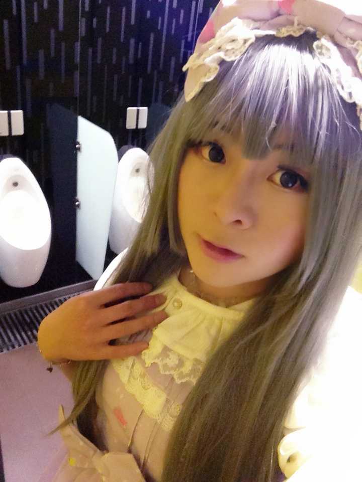如果你是一个成功的伪娘/伪郎,你在公共场合是会进男厕所还是女厕所?