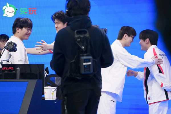 LPL2026赛季第二赛段组内赛iG 0:2 TES，如何评价这场比赛？