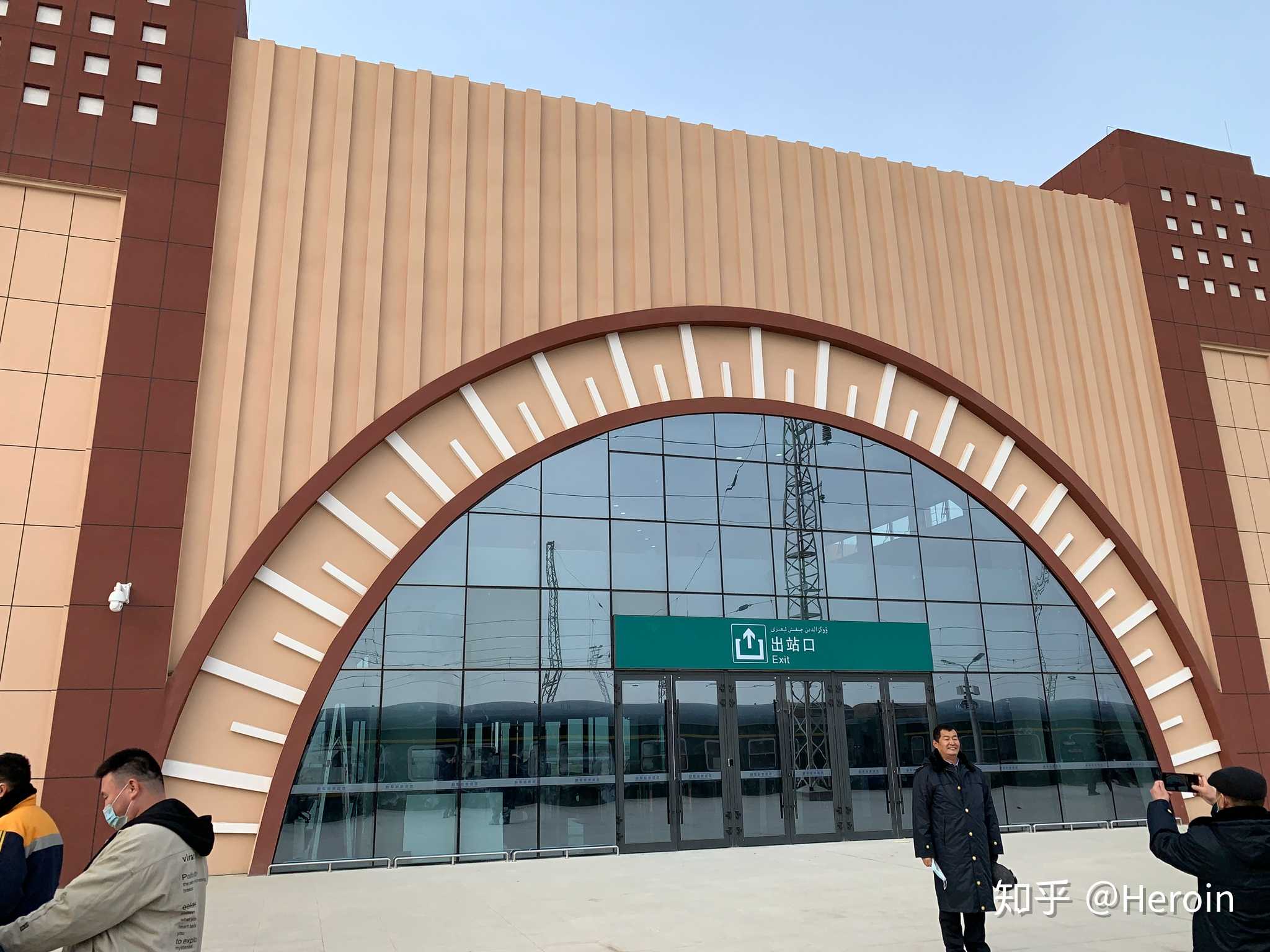 heroin 的想法: 尉犁站,库格线从北到南的第二站 - 知乎