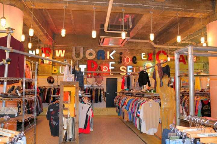 尝试日本古着店以物易物的购物方式-由澡堂改