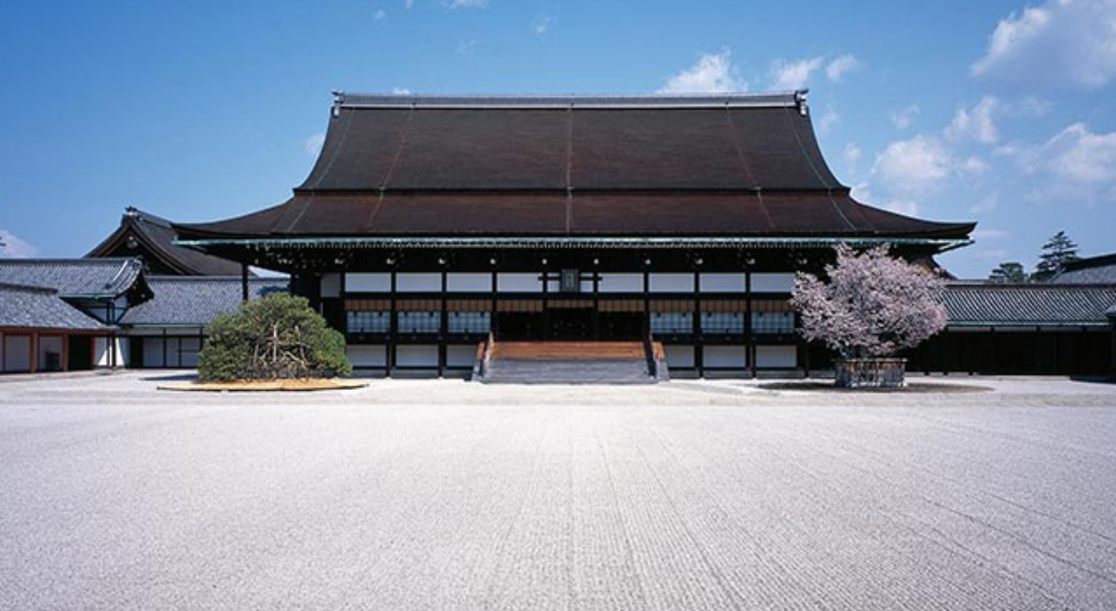 旅游资源的类型来说,京都和洛阳不是同一个风格的京都以古建筑闻名