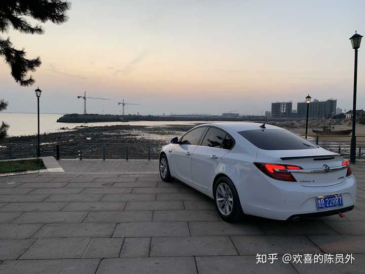 大家对于汽车尾灯熏黑这件事怎么看 知乎