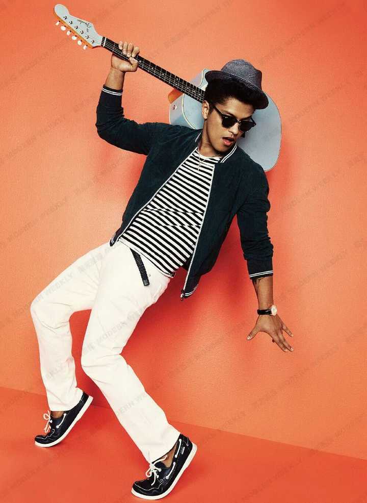 如何评价bruno mars的新单 versace on the floor?