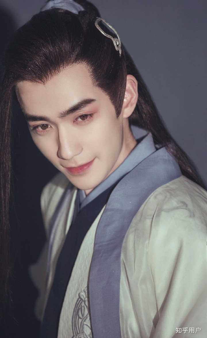 你们认为最适合演古装戏的男演员是谁? - 知乎