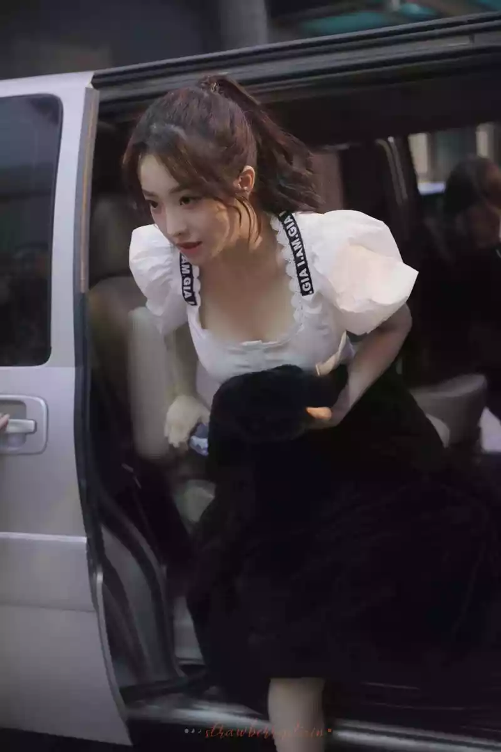 如何评价青春有你2选手喻言