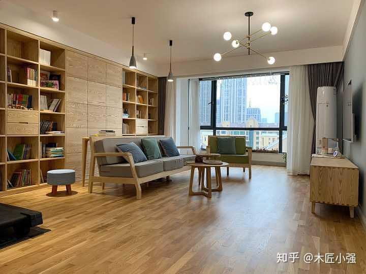 喜欢原木色的家具,买回来却又感觉不协调,请问应该怎么拯救?