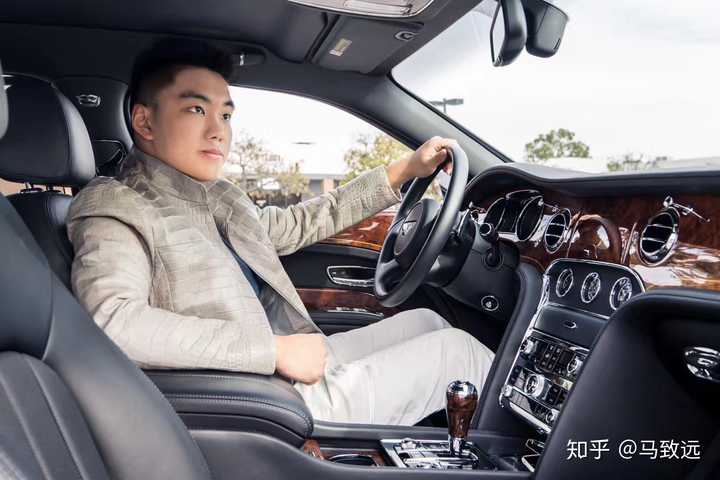 开这种豪车是一种怎样的体验?