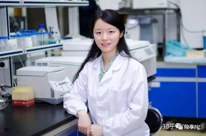 怪不得舒院士把持不住,年轻貌美纳为四妻,享受某教待遇.