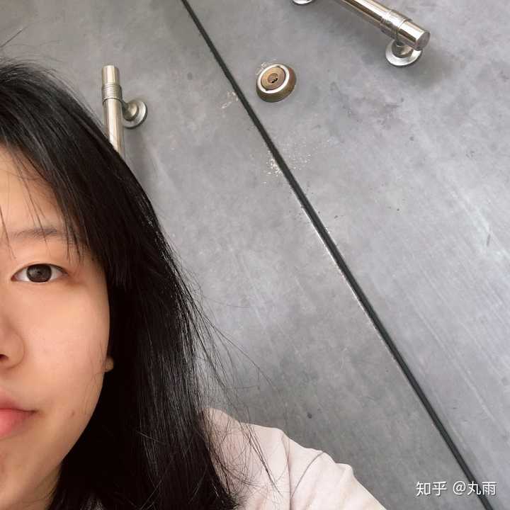 单眼皮真的很丑吗?