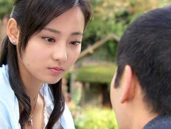 绿萍,你只是失去了一条腿,紫菱失去了她的爱情! 你过来,头给你拧掉哈