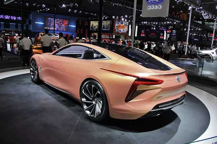 为什么长安汽车新推出的车型外形越来越丑?